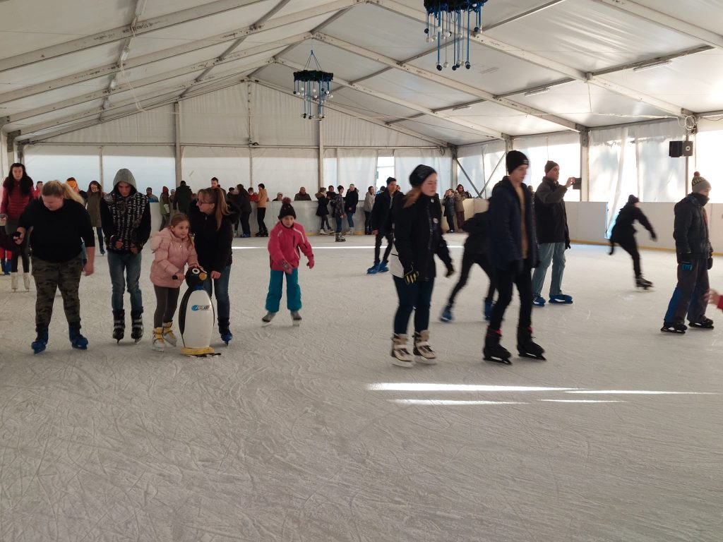 Közel a tízezredik látogató