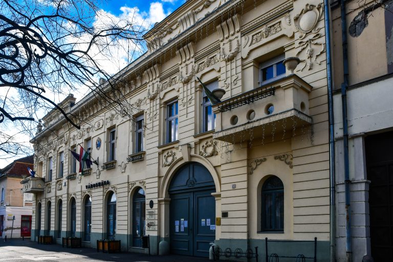 Igazgatási szünetet rendeltek el az önkormányzati hivatalban