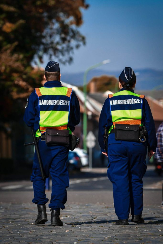Felfüggesztett börtönt kapott a városrendészt megtámadó férfi