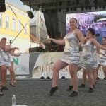 Fitt Kriszti  - táncra perdül a Fő tér