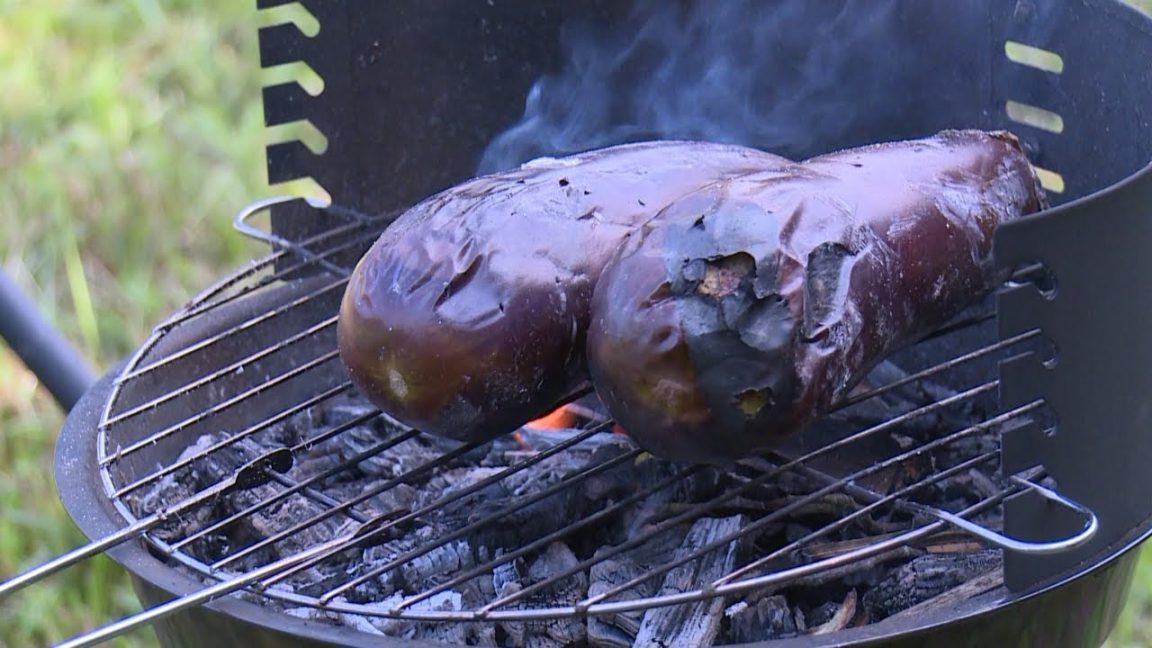 Főzés percek- Isteni parázson sült padlizsánkrém