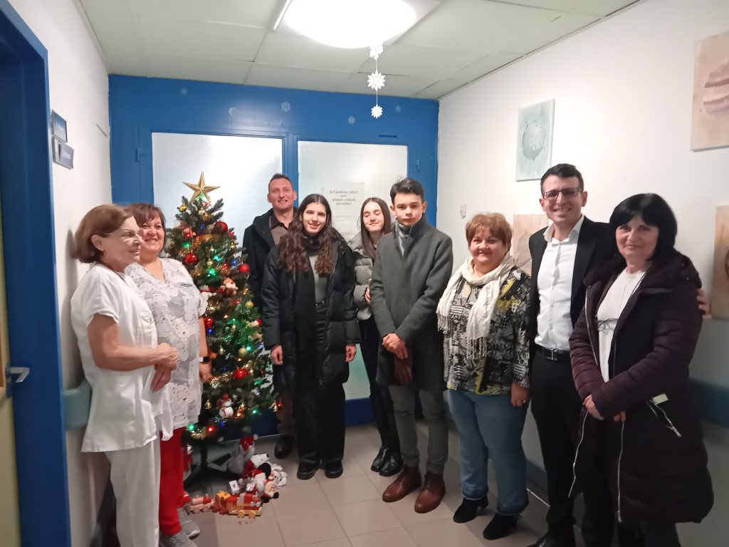 Jelentős összeget adományoztak a berzések a gyerekosztálynak