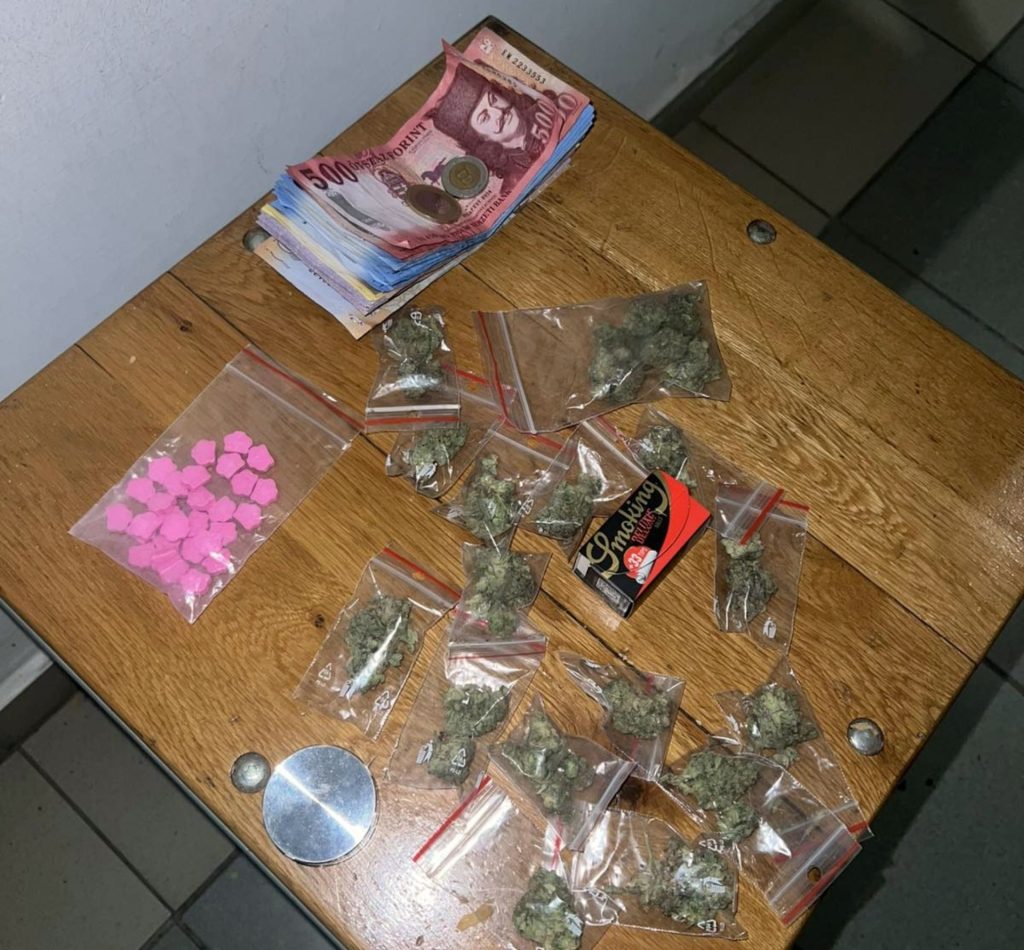 Drogdílert fogtak a gyöngyösi rendőrök