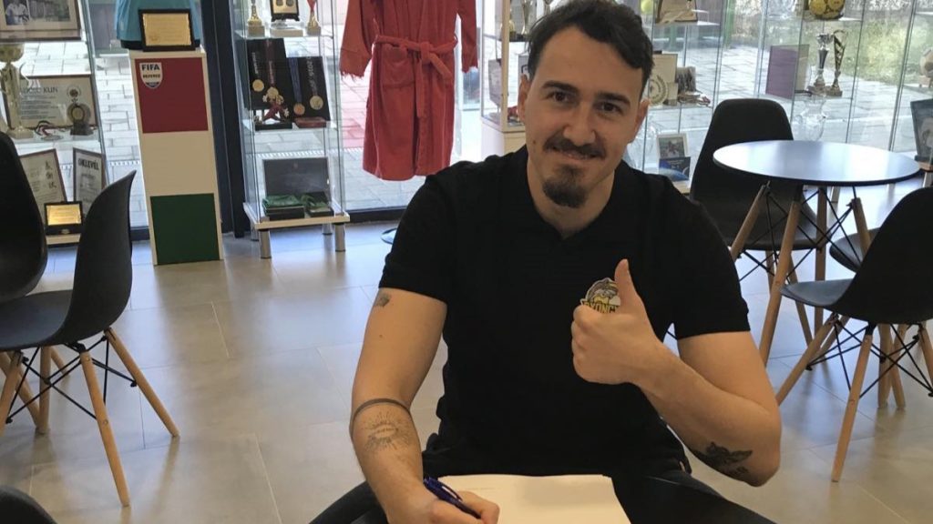 Szlovéniából érkezett a farkasok új kapusa