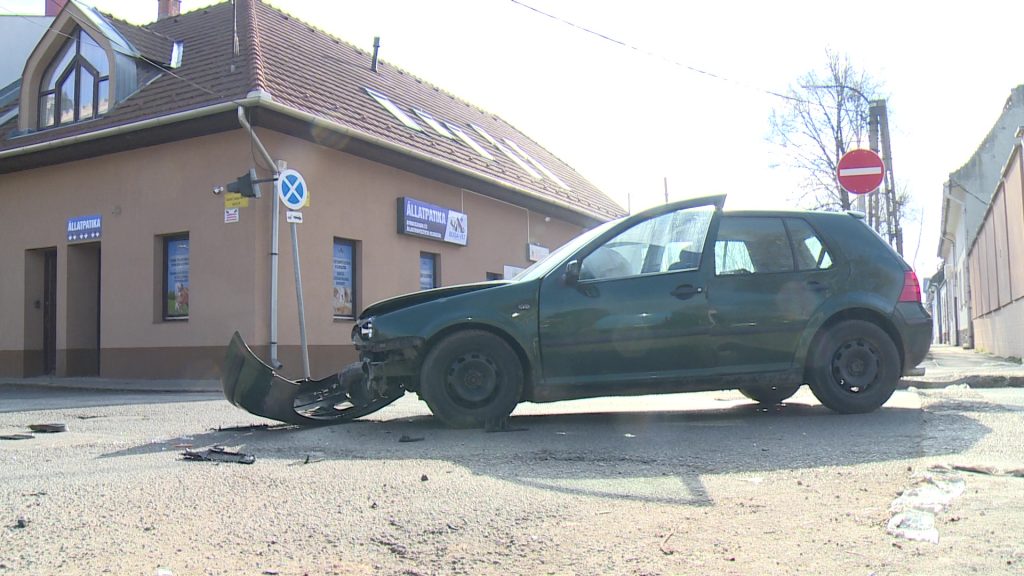 Baleset történt a zsinagógánál