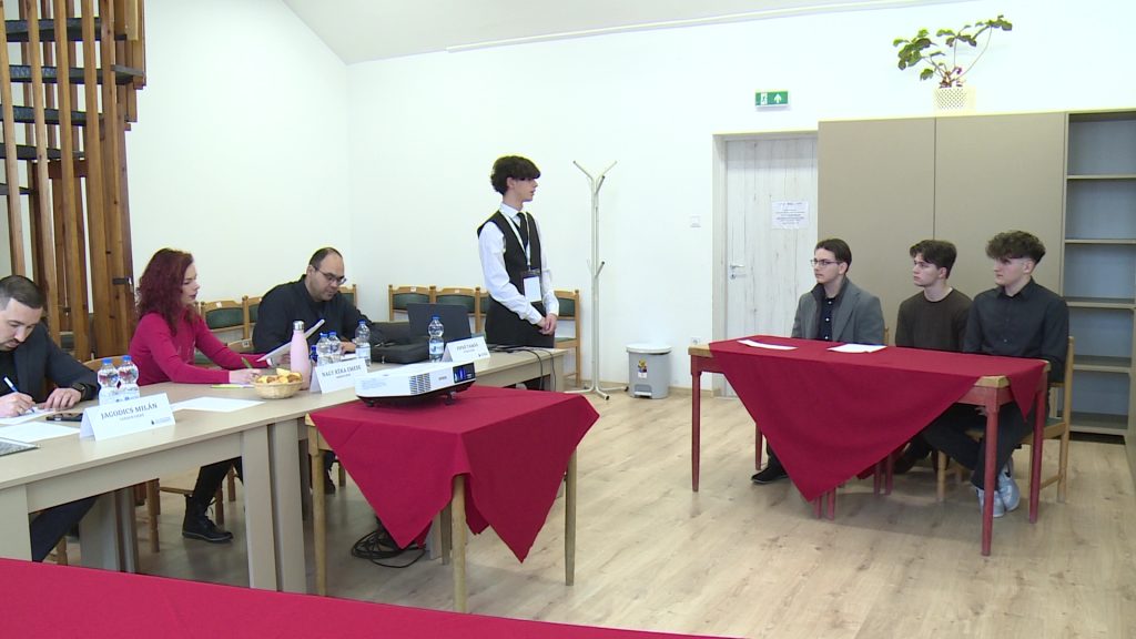 Egyre nagyobb siker a gyöngyösi vitaverseny