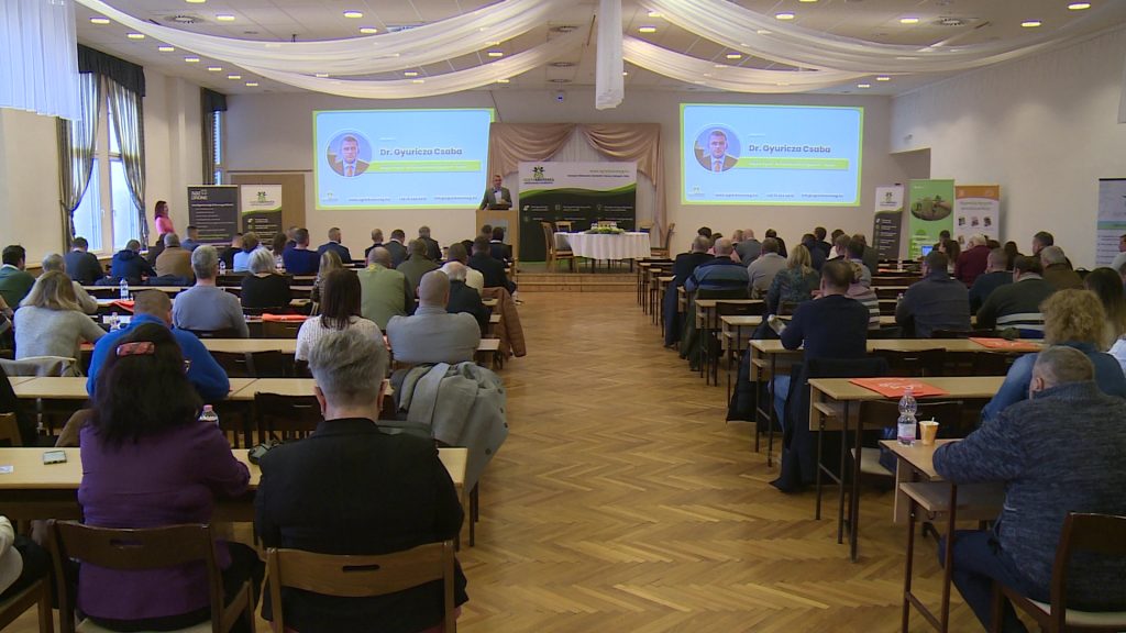 10 év alatt 200 ezer gazdálkodó tűnt el az országból