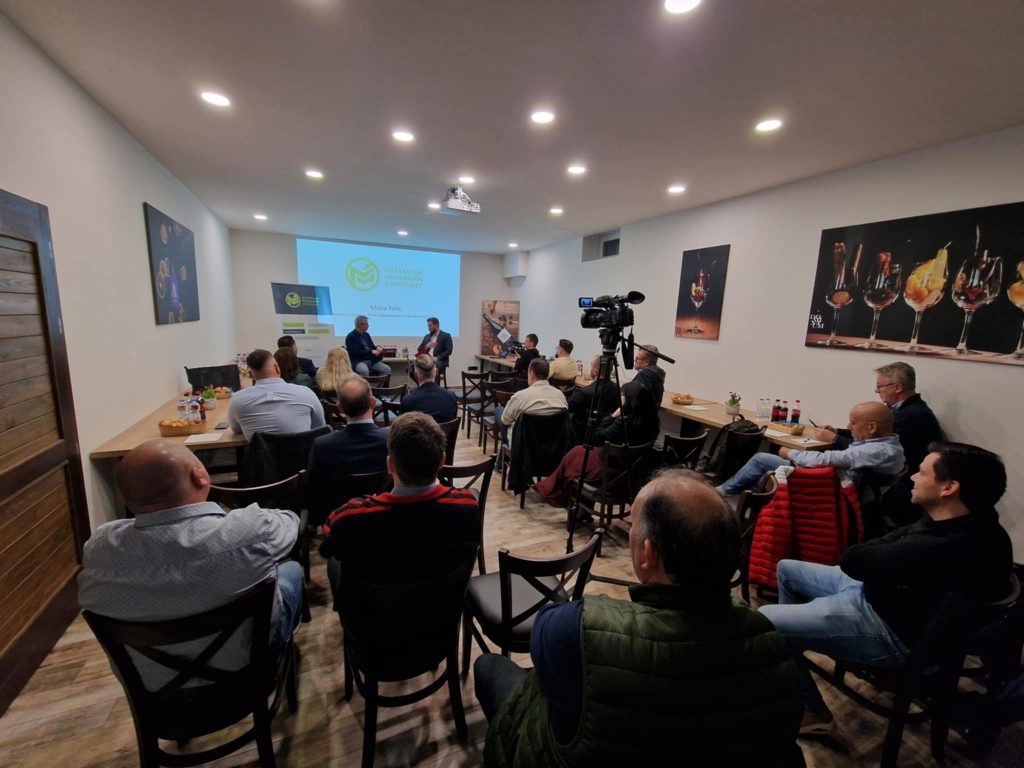 „Nem lesz akkugyár” – hangzott el a Mátra Talks rendezvényen