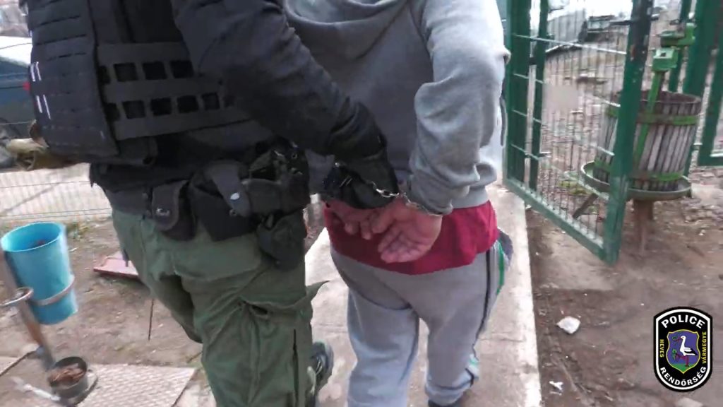 Durandai drogterjesztőket fogott a rendőrség (videó+galéria)