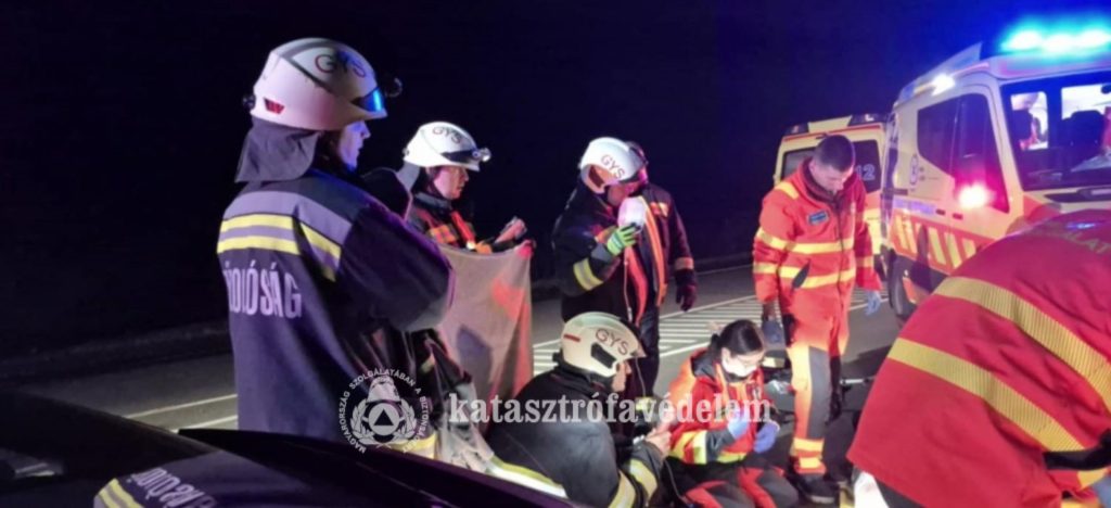 Szabadnapos tűzoltó segítette a mentést