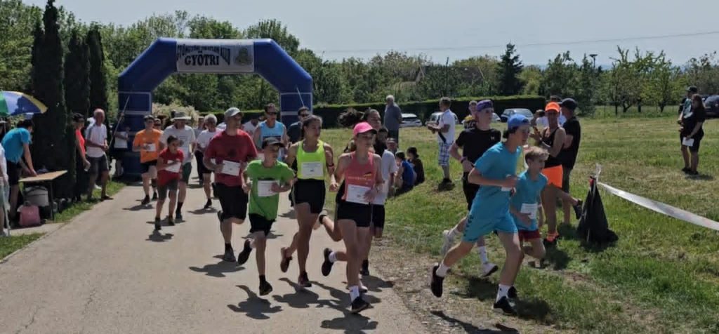 A farkasmályi borpincék között rendeztek különleges futóversenyt