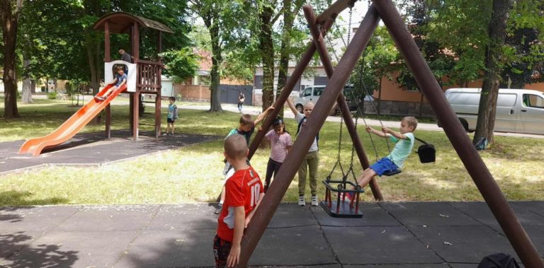 Nyári napközis táborban segítettek