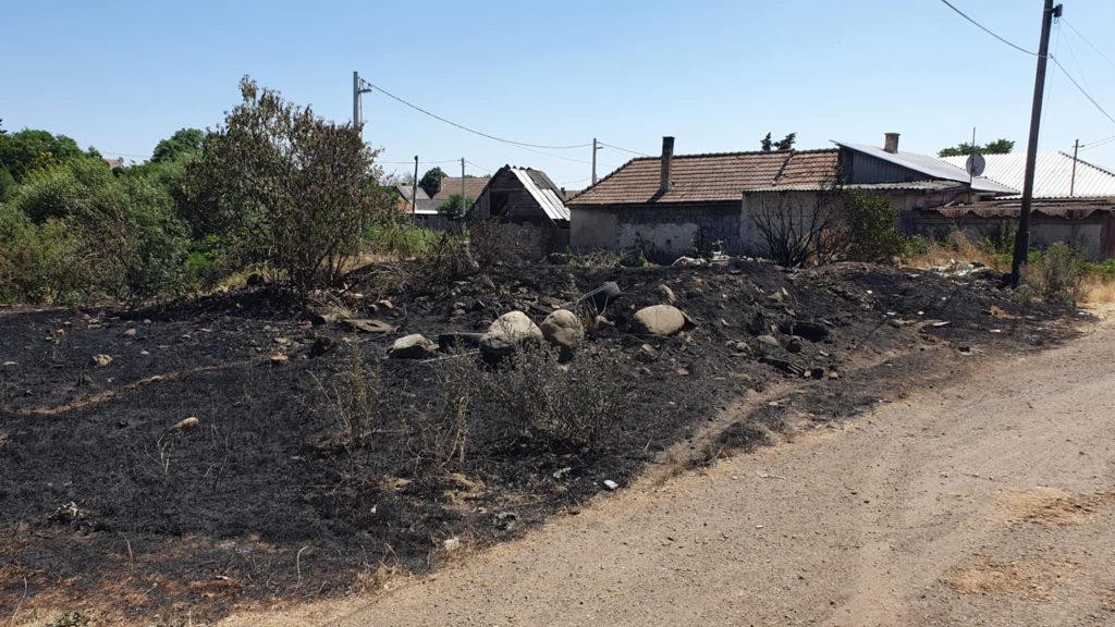 Szárazfű égett a Durandában