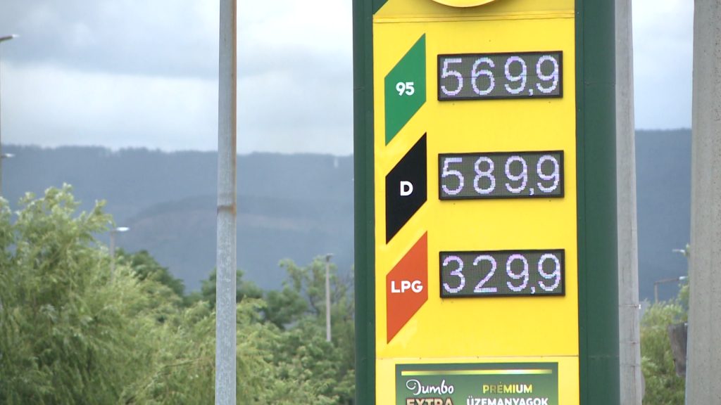 Olcsóbb lett az üzemanyag