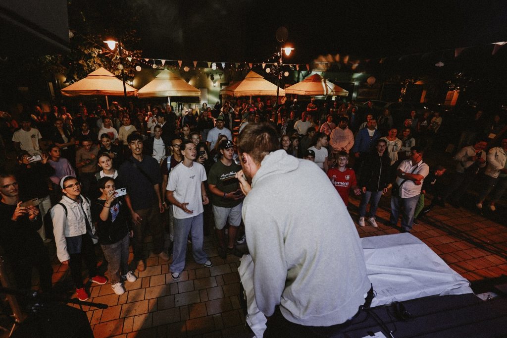 Nem csak zenei, hanem mély lelki élmény a Könyvtárparkban