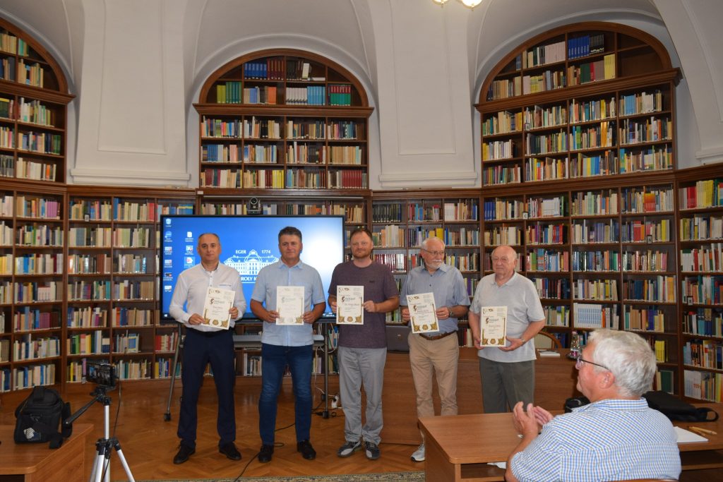 Honismeretből jeles – elismerték Dr. Vinkler Bálint munkáját