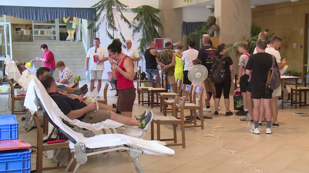 Életeket menthettek – rengetegen mentek el vért adni