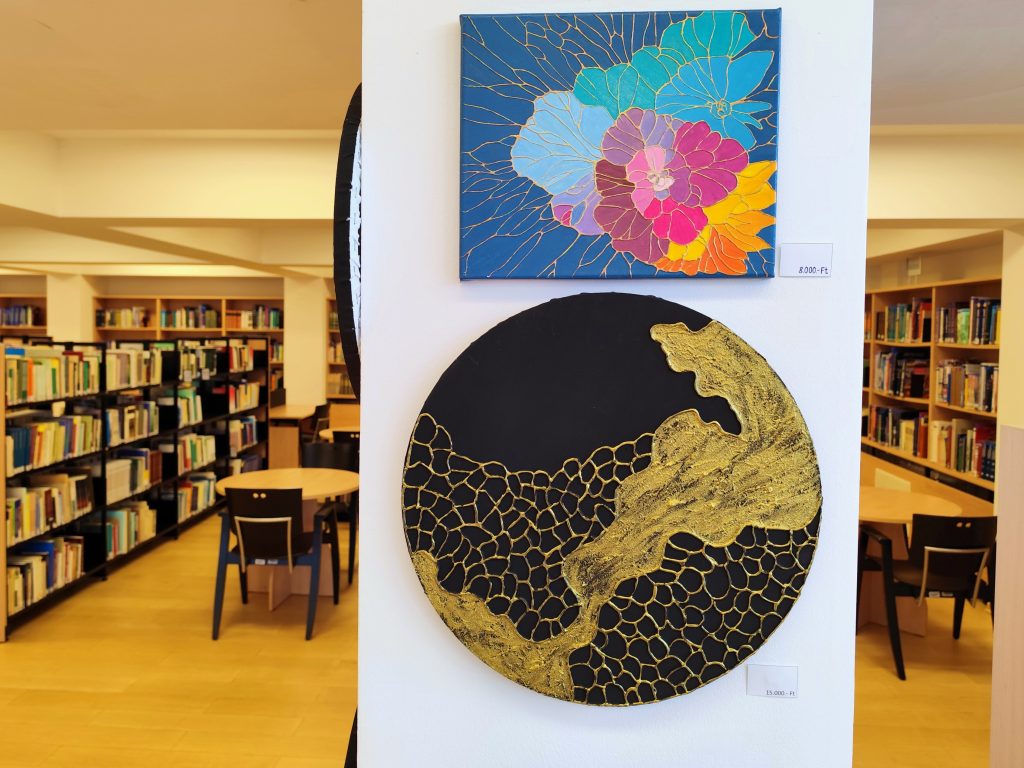 Sokszínű világom – kiállítás a Campuson