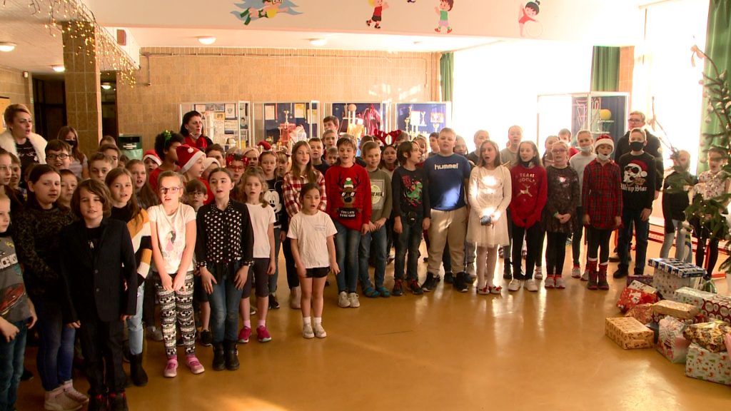 Rászorulóknak gyűjtenek a gyöngyösi iskolák