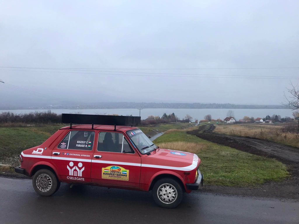 A csomagtartóba még befér pár jó cselekedet