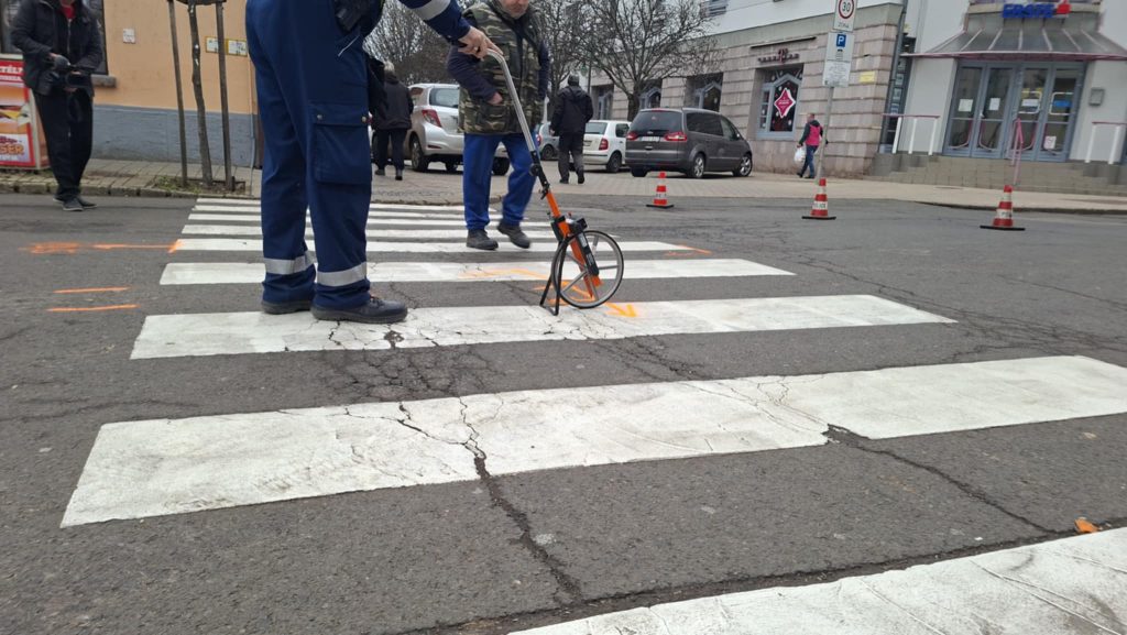 Bokáját törte az elütött nő