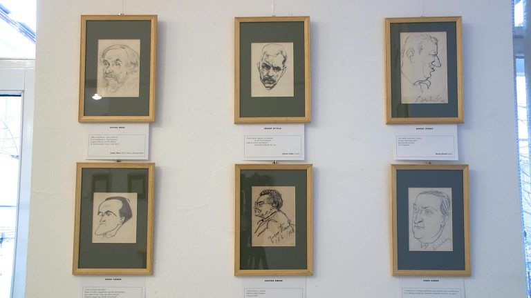 Karikatúrák költőkről- kiállítás nyílt a könyvtárban