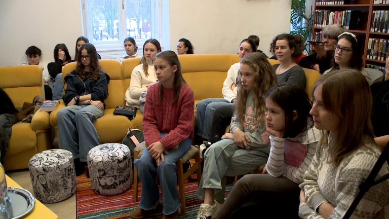 „Otthon, svédes otthon”- könyvbemutató fiataloknak és szüleiknek