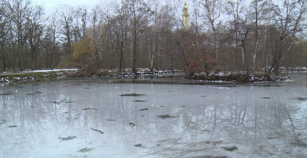 Tilos a jégre lépni
