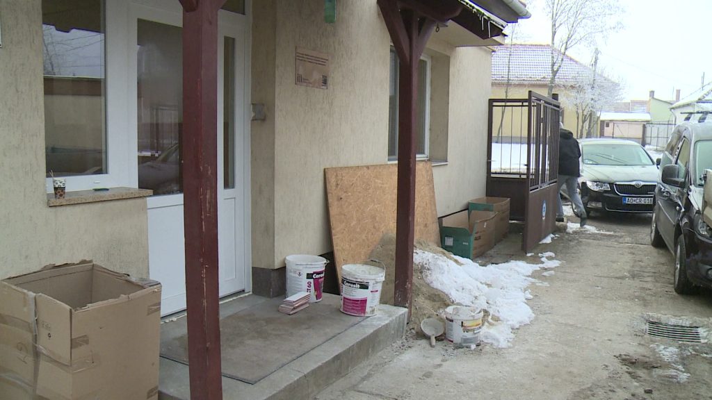 Jó ütemben halad a mentőállomás felújítása