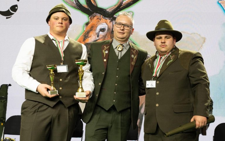 Szarvasbőgésben jeleskedtek a mátrai diákok