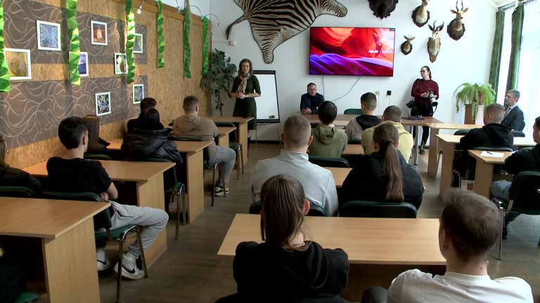 Könyezetvédelem, fenntarthatóság-rendhagyó tanóra az iskolában