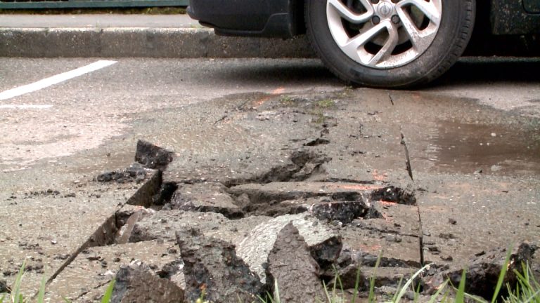 Kétszer annyi a kátyú- a közút már megkezdte a javításokat