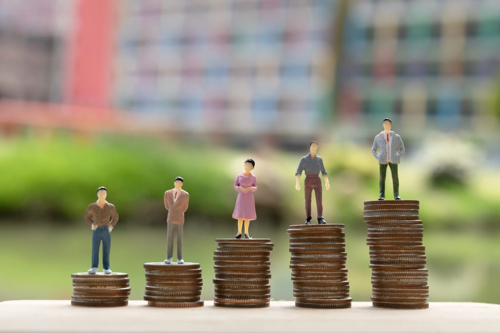 Pest vármegyét is megelőzi Heves az átlagbérekben