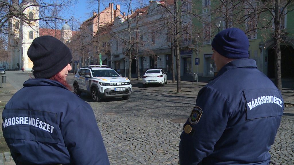 Szolgálatban a városrendészet új autója