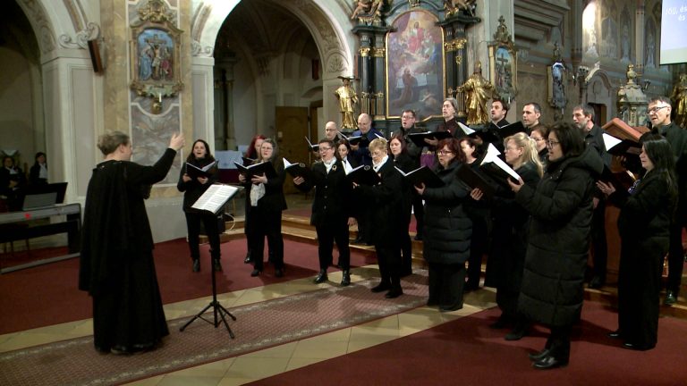 Három napon át énekelt a Cantare Kóruscsalád