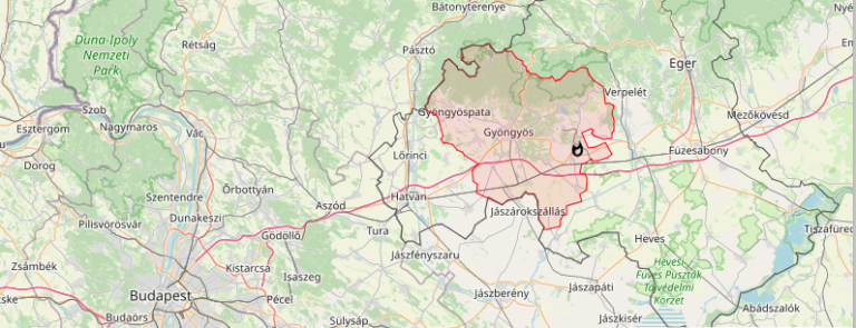 Melléképület ég Ludason