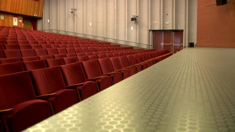 Korszerűsítés – megújul a Mátra Művelődési Központ