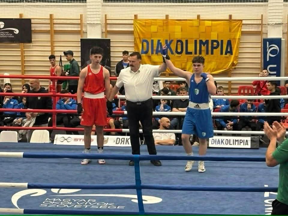 Diákolimpián tarolt a Berzés ökölvívó