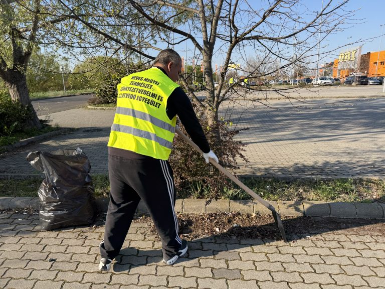 Eltűntek a pet palackok az utcákról- ezt tapasztalják az önkéntesek