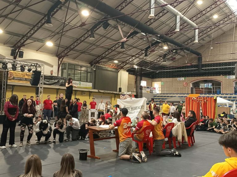 Nyert a Berze- 8. alkalommal csatáztak egész nap a fiatalok