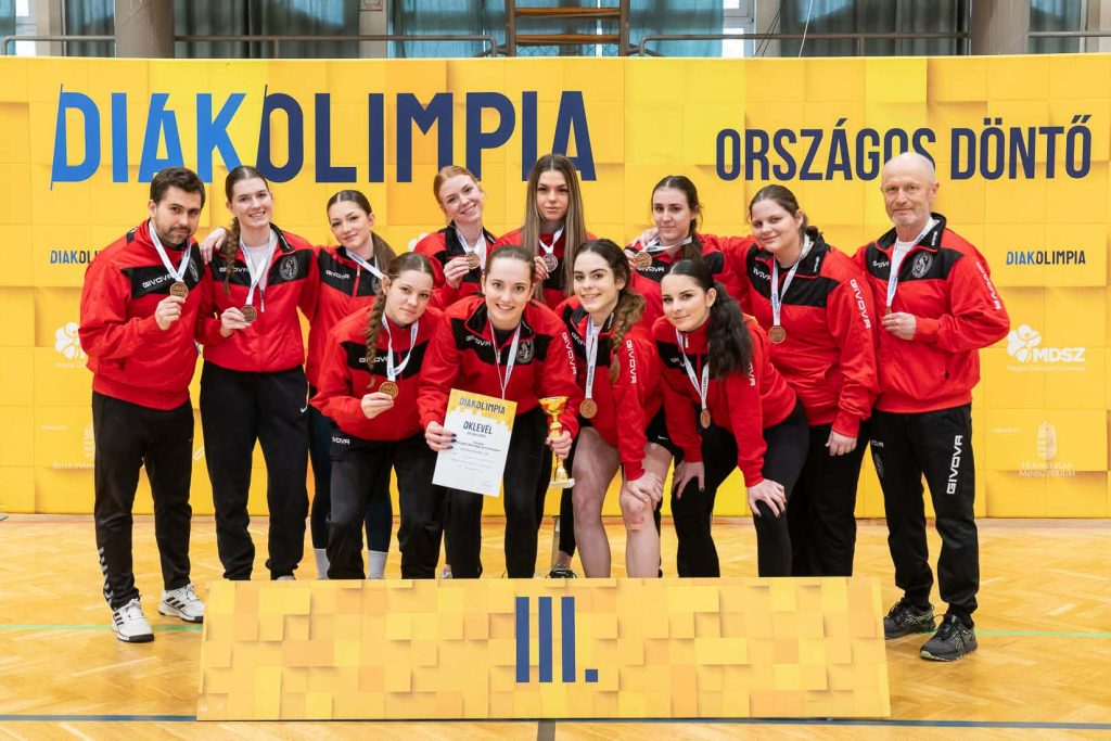 Történelmi bronzérmet szerzett a Berze a kézilabda Diákolimpián