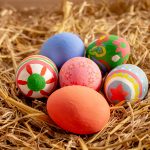 100 db tojást rejtenek el a városban