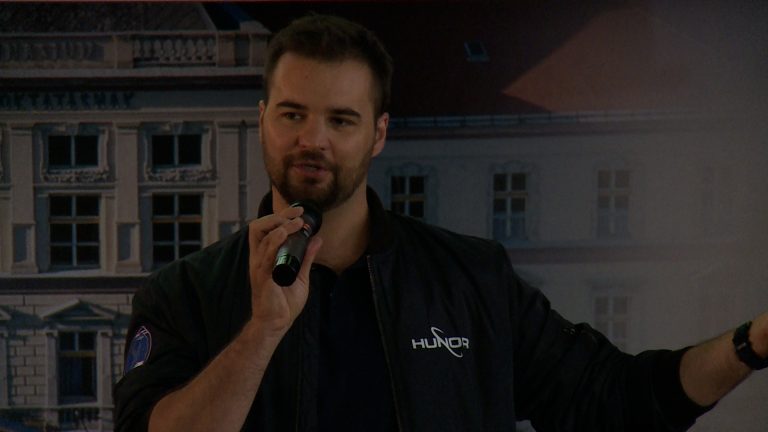 Gyöngyösre érkezett Kapu Tibor