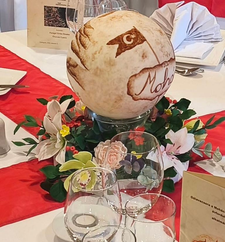 Ínycsiklandó fogások, látványos terítés – taroltak a Kerisek