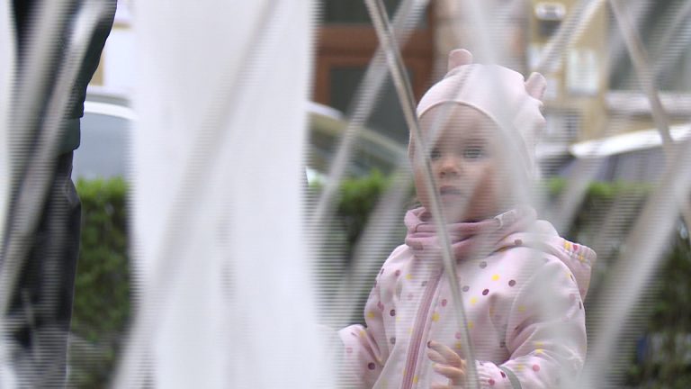 Minden órában zenél a szökőkút