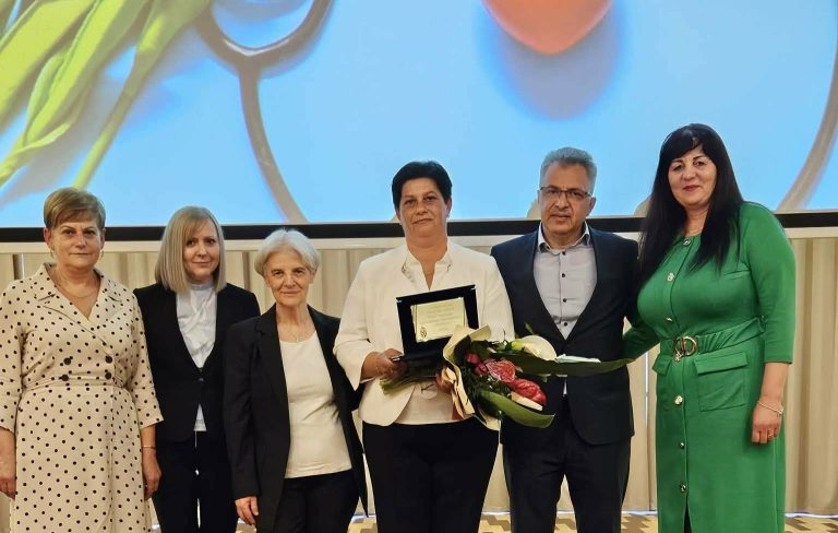 Kitüntették a gyöngyösi kórház ápolóját