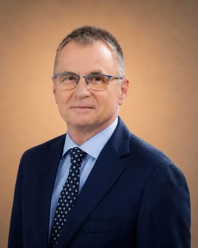 Nyolcadik parlamenti ciklusát kezdi meg Horváth László