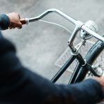 Biciklivel lopott – Hatvanig menekült