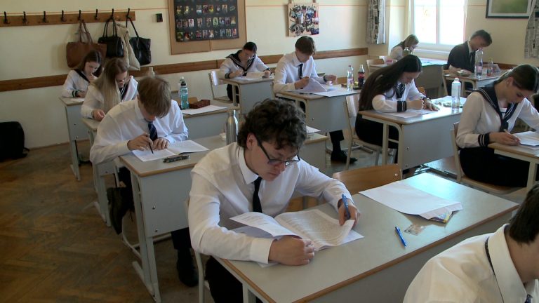Túl vannak a matekon az érettségizők- a magyart nehéznek találták
