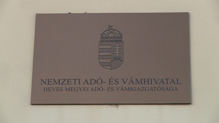 Fontos határidő közeleg a cégek számára